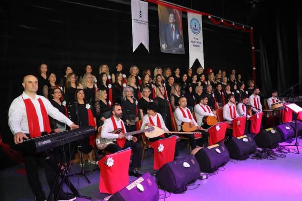 “100.YIL MANOLYA KADIN KOROSU” THM KONSERİ KEYİF VERDİ