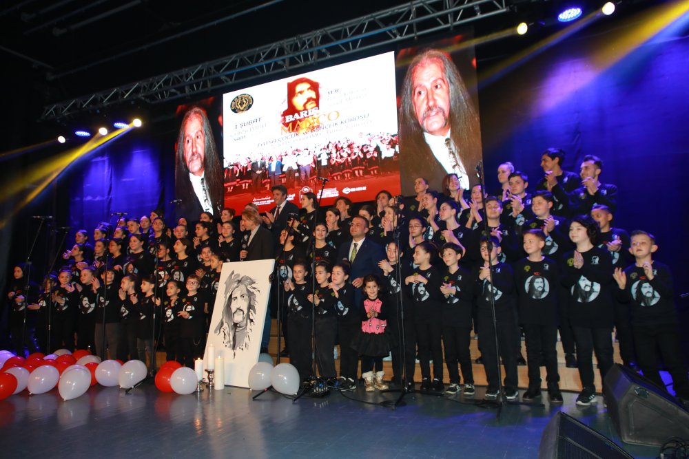 BARIŞ MANÇO UNUTULMAZ ŞARKILARI İLE  ANILDI