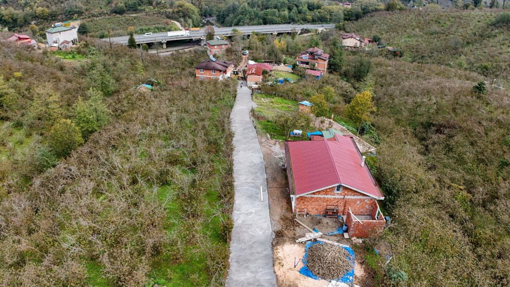 BOLAMAN MUSTAGO KÜME EVLERİ, KONFORLU YOLA BULUŞTU