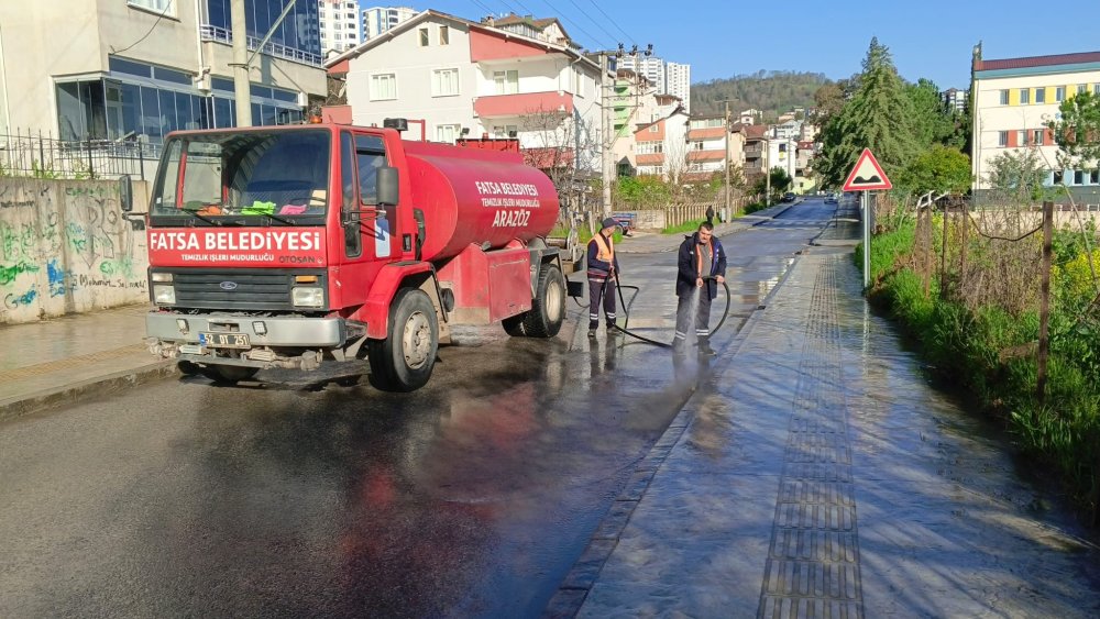 FATSA’DA DAHA TEMİZ VE SAĞLIKLI BİR ÇEVRE İÇİN YOĞUN MESAİ
