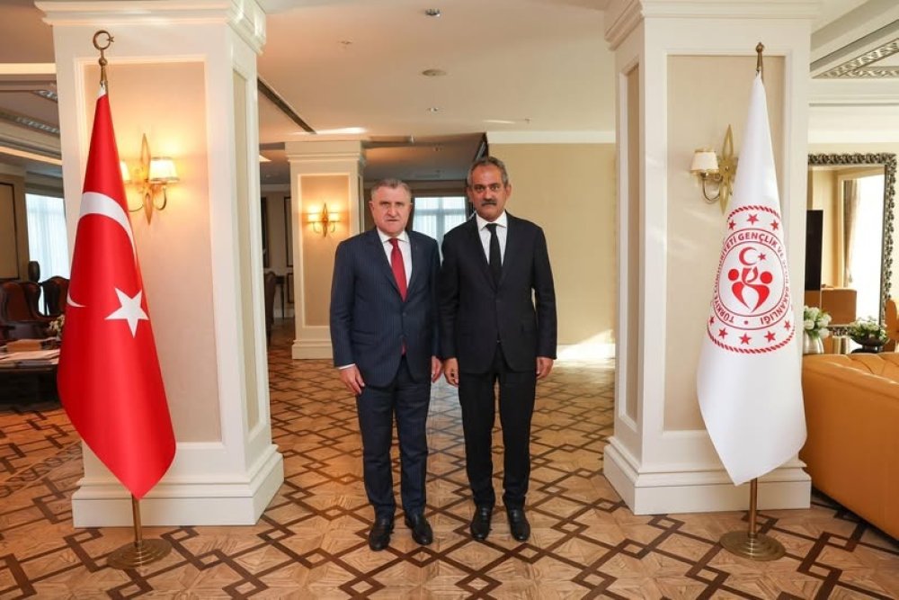 FATSA’DA GENÇLİĞE VE SPORA DEV YATIRIM: GELECEĞE İZ BIRAKACAK PROJELERE DESTEK
