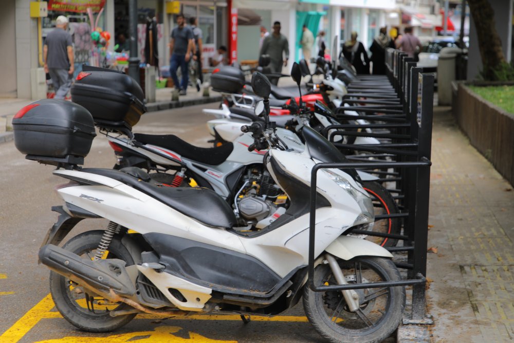 FATSA’DA KİLİTLİ MOTOSİKLET PARK ALANLARI AÇILDI