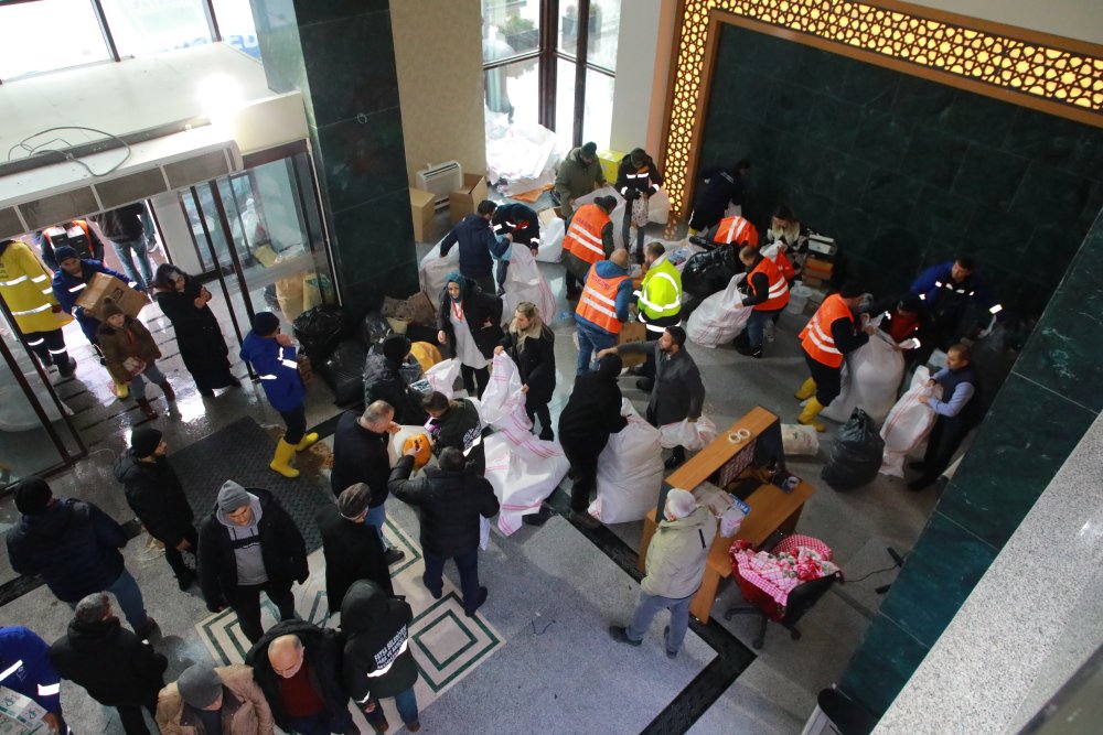 FATSA DEPREM BÖLGESİ İÇİN TÜM İMKANLARINI SEFERBER EDİYOR