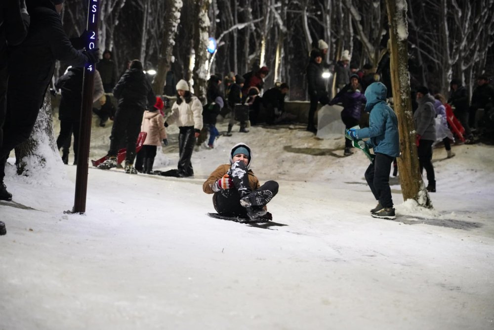 FATSA, KAR ŞENLİĞİNDE ÇILGINLAR GİBİ EĞLENDİ