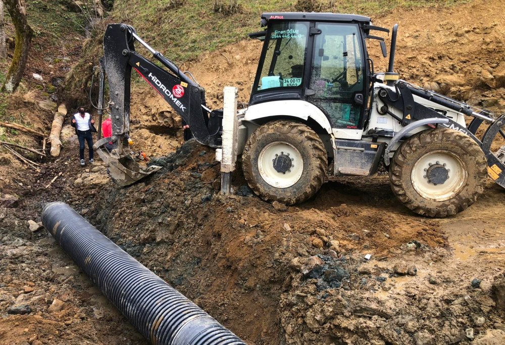 FATSA KIRSALINDA YOL ÇALIŞMALARI DEVAM EDİYOR