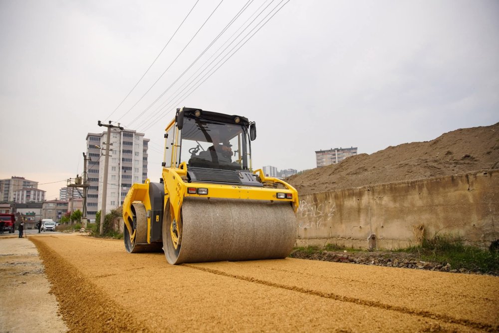FATSA’NIN HER KÖŞESİNDE KALICI YATIRIMLARLA GÜÇLÜ ALTYAPI ÇALIŞMALARI DEVAM EDİYOR