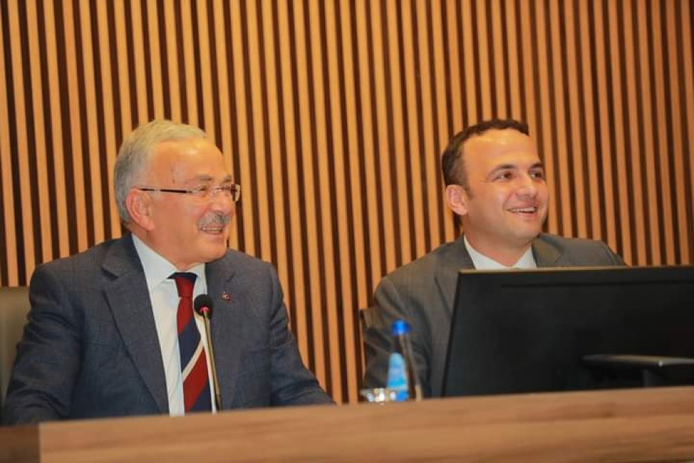 FATSA’NIN KRONİKLEŞMİŞ SORUNLARI BÜYÜKŞEHİR BELEDİYEMİZLE BİRLİKTE ÇÖZDÜK.