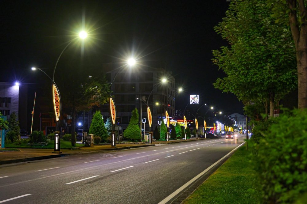 FATSA SAHİL CADDESİ MODERN GÖRÜNÜMÜNE KAVUŞTU