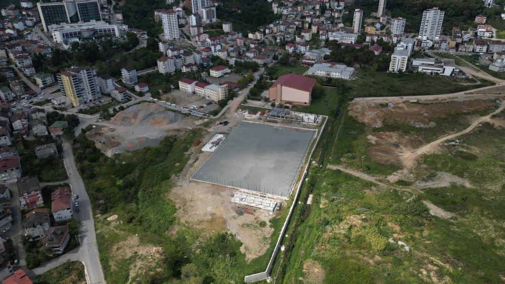 GENÇLERE YENİ İMKÂNLAR SAĞLIYOR