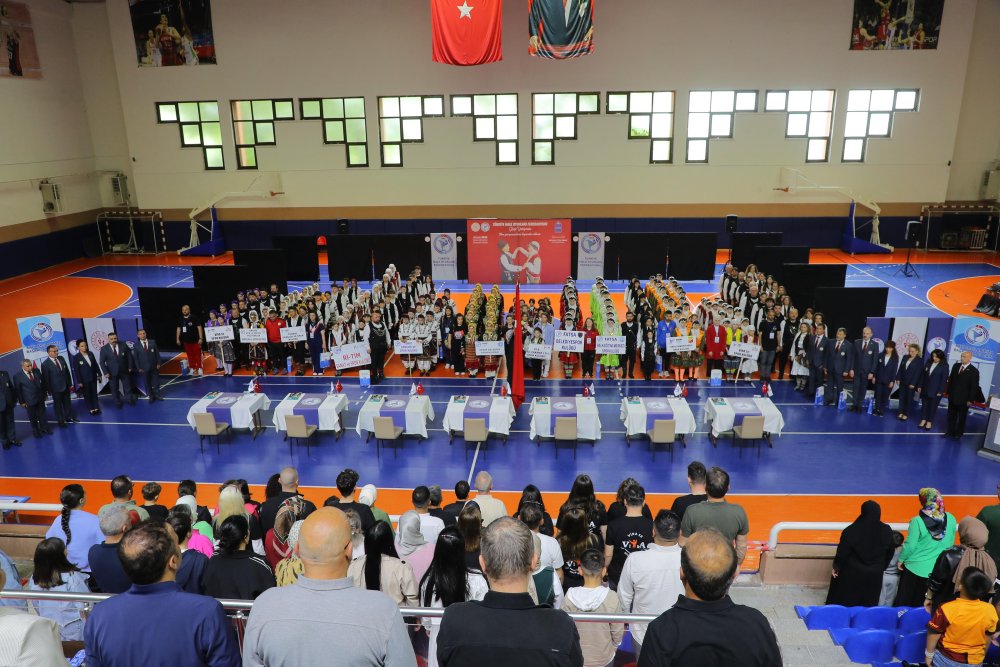 HALK OYUNLARI BÖLGE BİRİNCİLİĞİ YARIŞMALARI FATSA’DA YAPILDI
