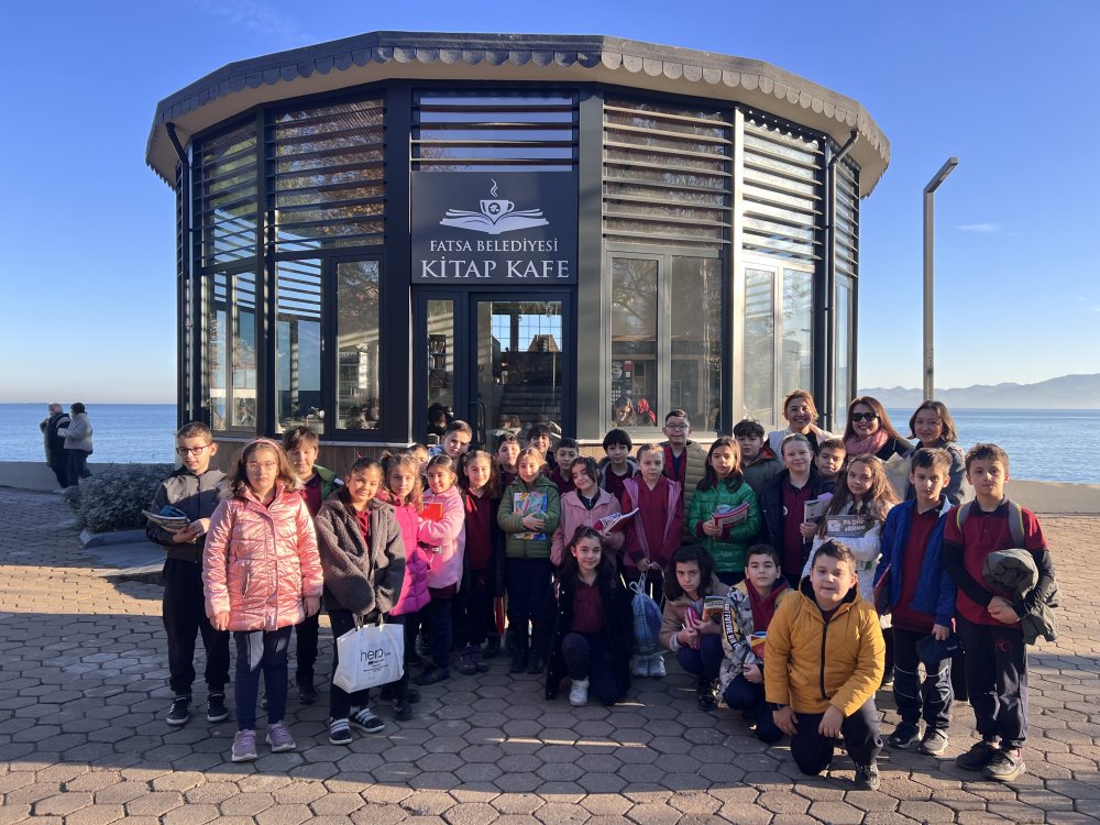 KİTAP KAFE İLE GELECEĞE YATIRIM