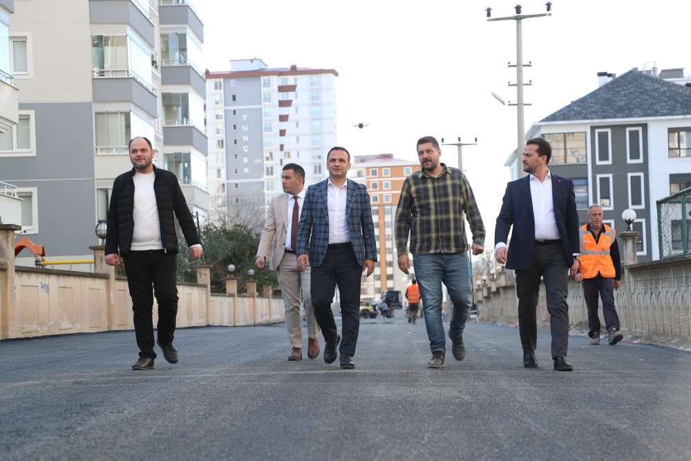 "KENTSEL VE KIRSAL ALANLARDA YOL PLANLAMALARIMIZ HIZ KESMEDEN DEVAM EDECEK"