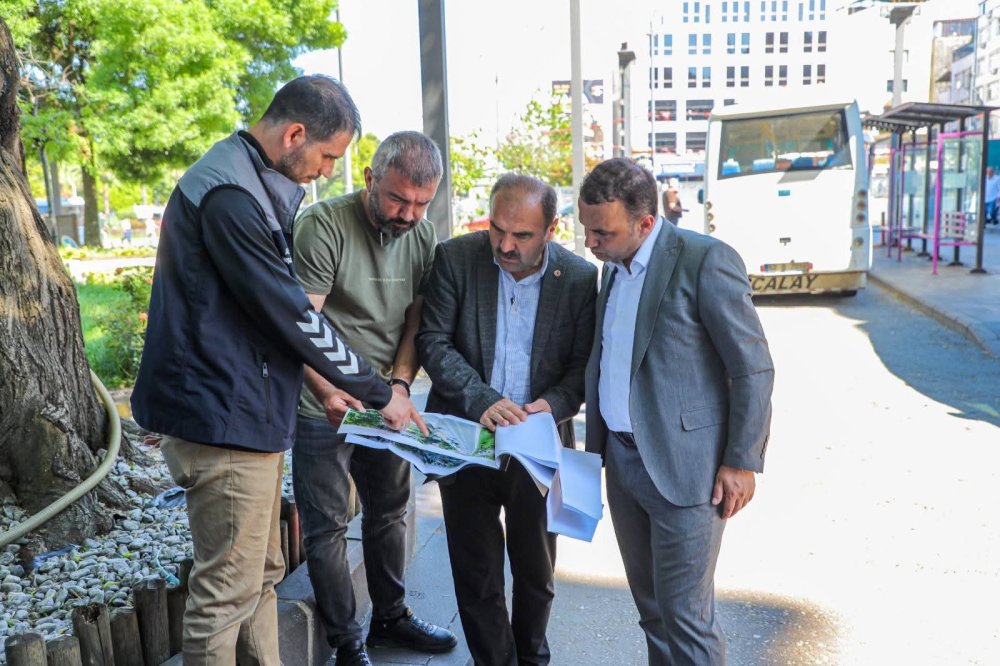 SAHİL CADDESİ YENİLENİYOR